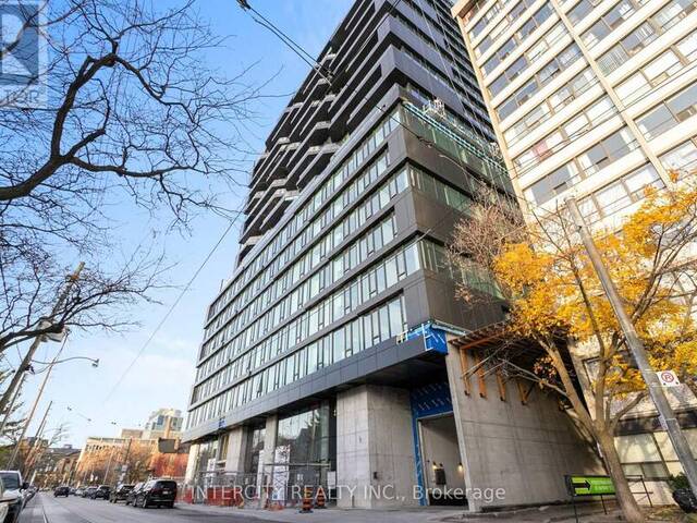 1211 - 195 MCCAUL STREET Toronto Ontario, M5T 1W6