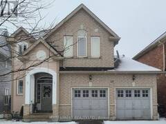 25 LUNDIGAN DRIVE Georgina Ontario, L4P 0C2