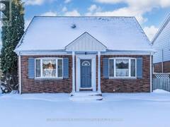 63 NELSON STREET Barrie Ontario, L4M 4K1