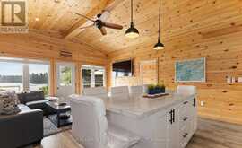 184 HEALEY LAKE WAY | The Archipelago Ontario | Slide Image Nine