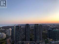 5001 - 70 ANNIE CRAIG DRIVE Toronto Ontario, M8V 0G6