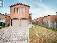 52 ROXANNE CRESCENT Toronto Ontario, M1V 4J5