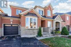 7 MILLHOUSE MEWS | Brampton Ontario | Slide Image One