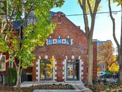 PH 1 - 225 BRUNSWICK AVENUE Toronto Ontario, M5S 2M6