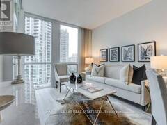 1505 - 220 BURNHAMTHORPE ROAD W Mississauga Ontario, L5B 4N4