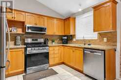 209 DEERPATH DRIVE | Guelph Ontario | Slide Image Ten