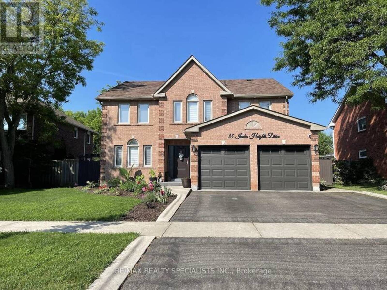 25 INDER HEIGHTS DRIVE, Brampton, Ontario L6Z 3M8