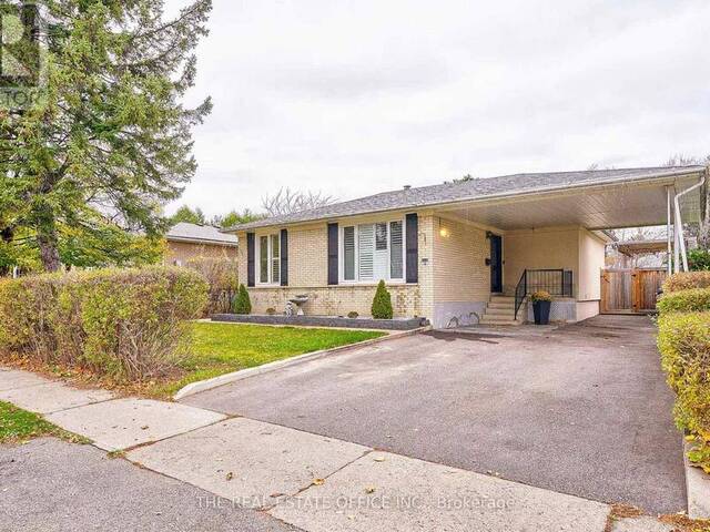 26 PENNYWOOD ROAD Brampton Ontario, L6V 2J8