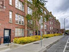 TH 141 - 21 RUTTAN STREET Toronto Ontario, M6P 0A1