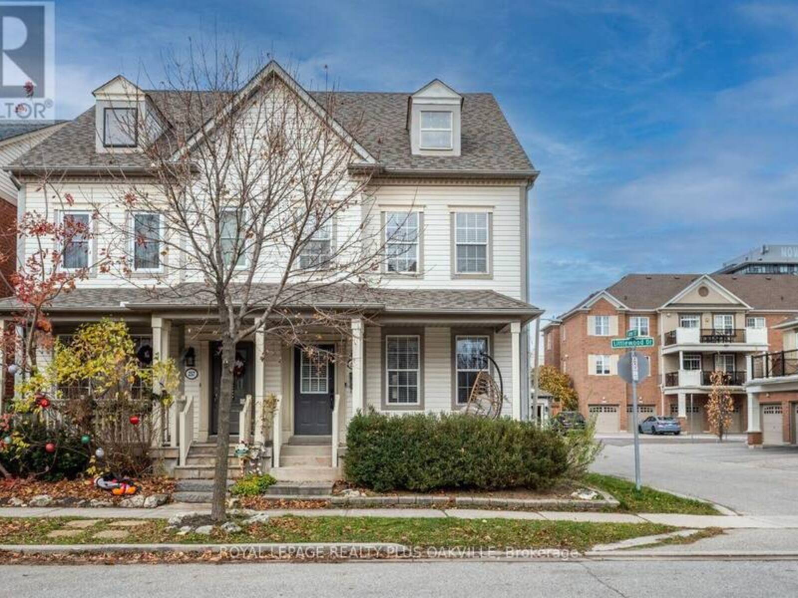 259 LITTLEWOOD DRIVE, Oakville, Ontario L6H 7K1