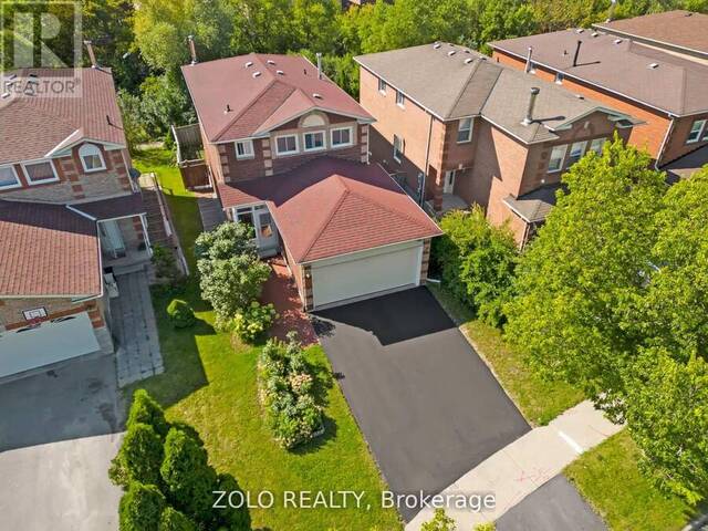 15 SQUIRE DRIVE Richmond Hill Ontario, L4S 1C4