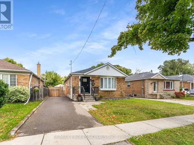 27 CHARLESTON ROAD Toronto Ontario, M9B 4M6