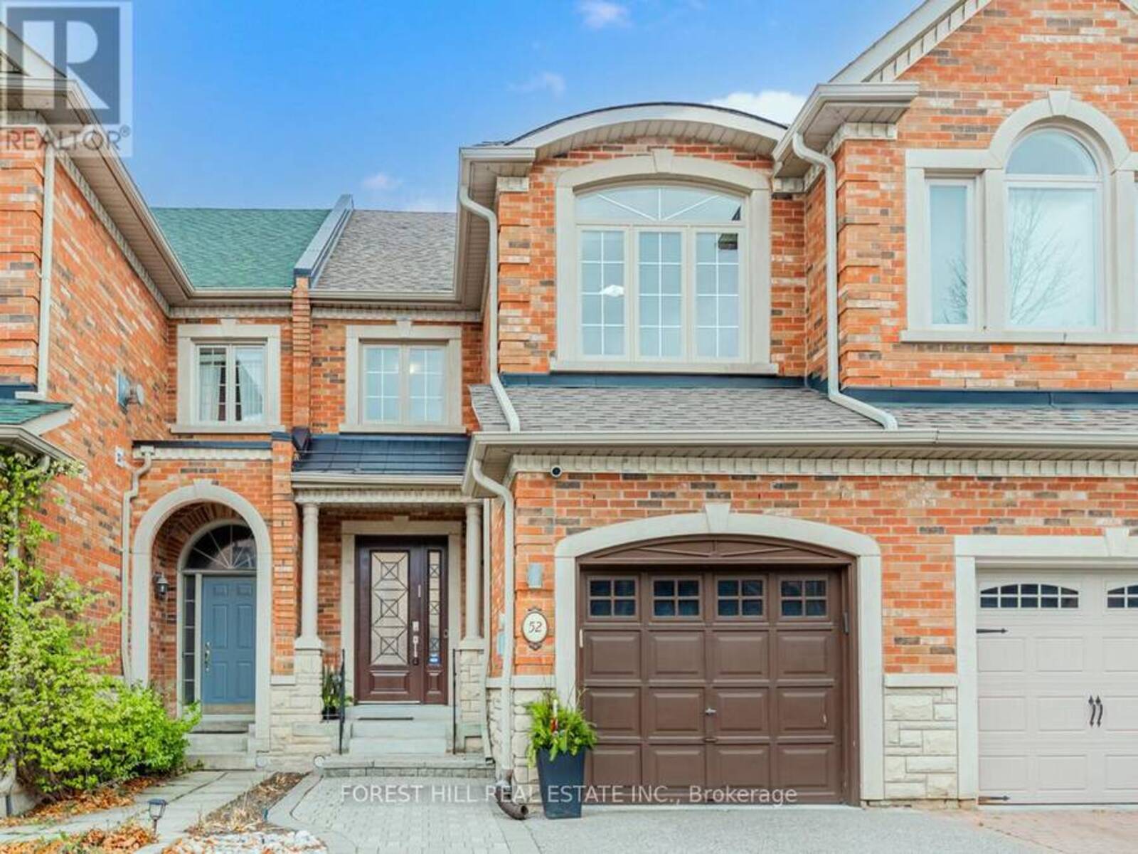 52 KINGSBRIDGE CIRCLE, Vaughan, Ontario L4J 8N7