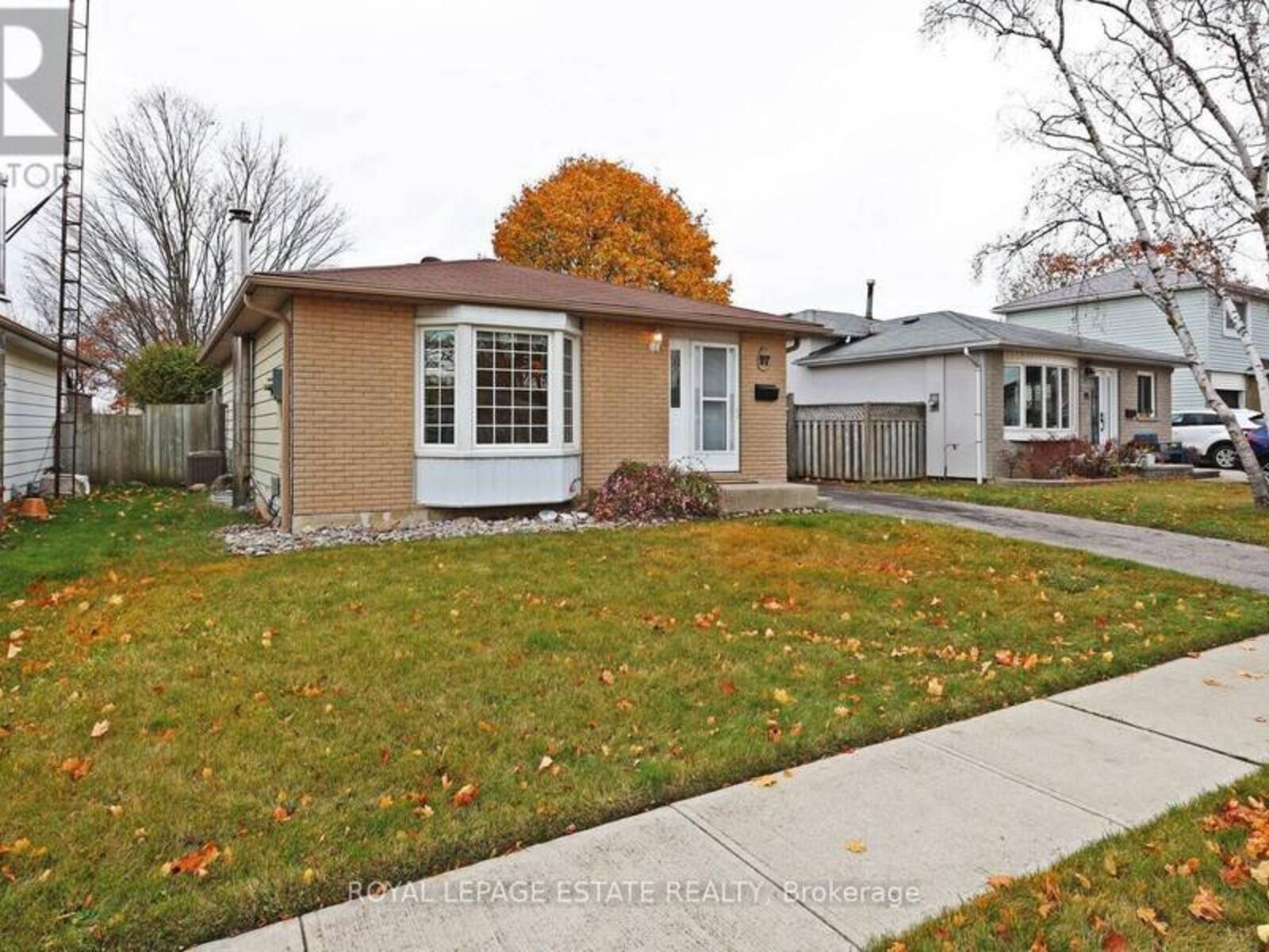 97 SWANSTON CRESCENT, Ajax, Ontario L1S 3J5