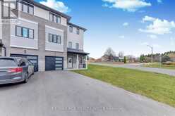 2 LAHEY CRESCENT | Penetanguishene Ontario | Slide Image Two