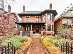 6 LYALL AVENUE Toronto Ontario, M4E 1V8