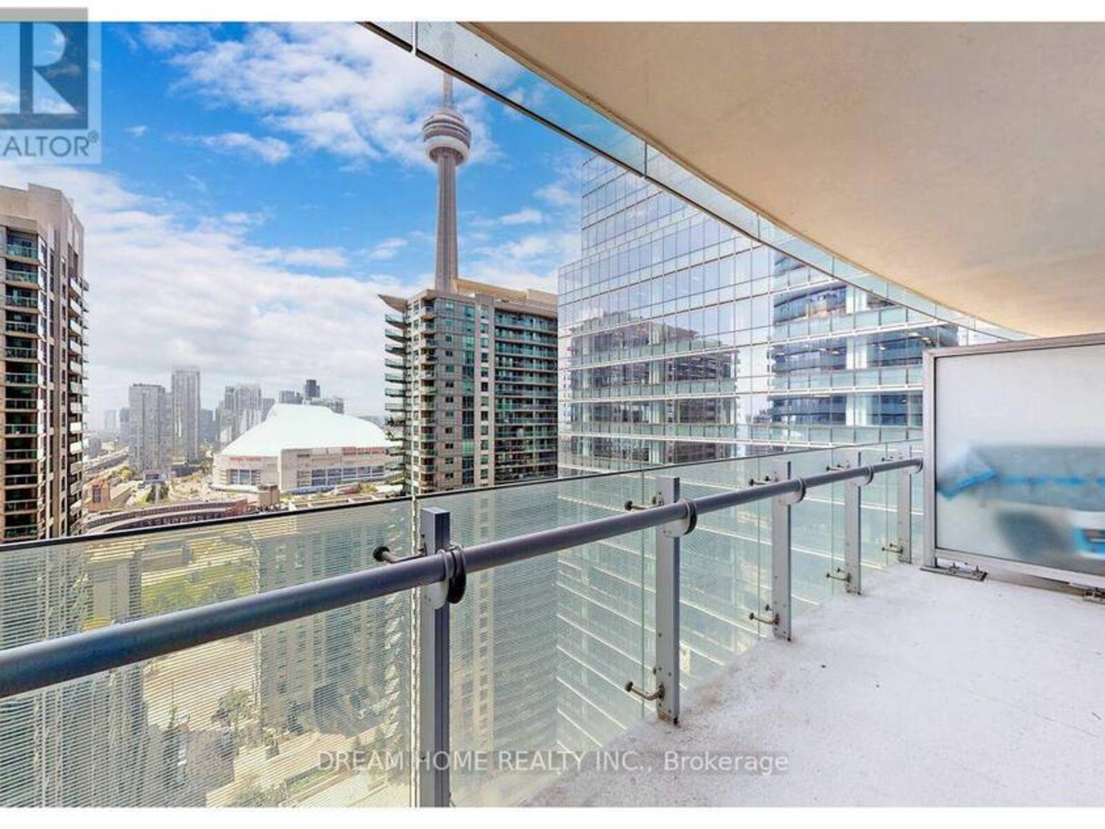 2307 - 14 YORK STREET, Toronto, Ontario M5J 2Z2