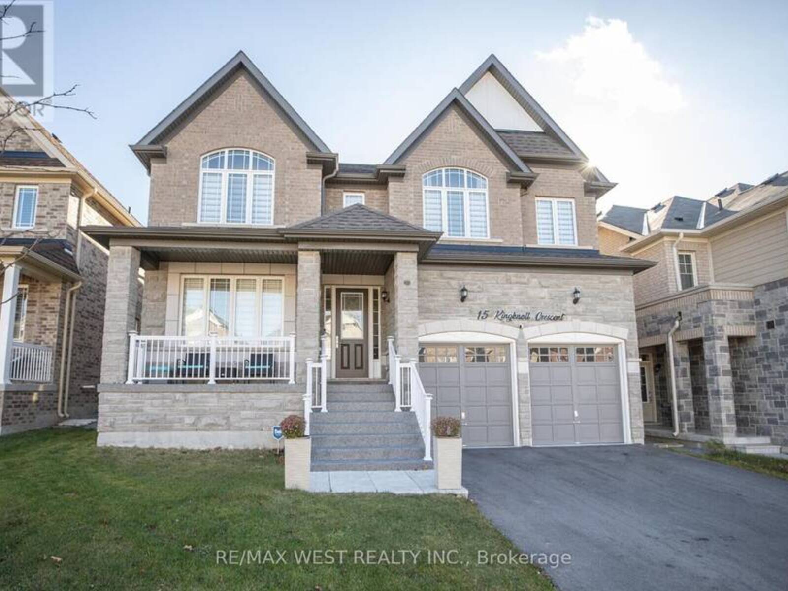 15 KINGKNOLL CRESCENT, Georgina, Ontario L4P 0H6