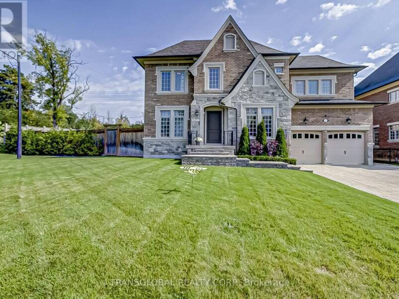 141 ANNSLEYWOOD COURT, Vaughan, Ontario L4H 4G6