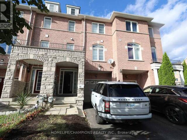 18 LAWRENCE TOWN STREET Ajax Ontario, L1S 0B8