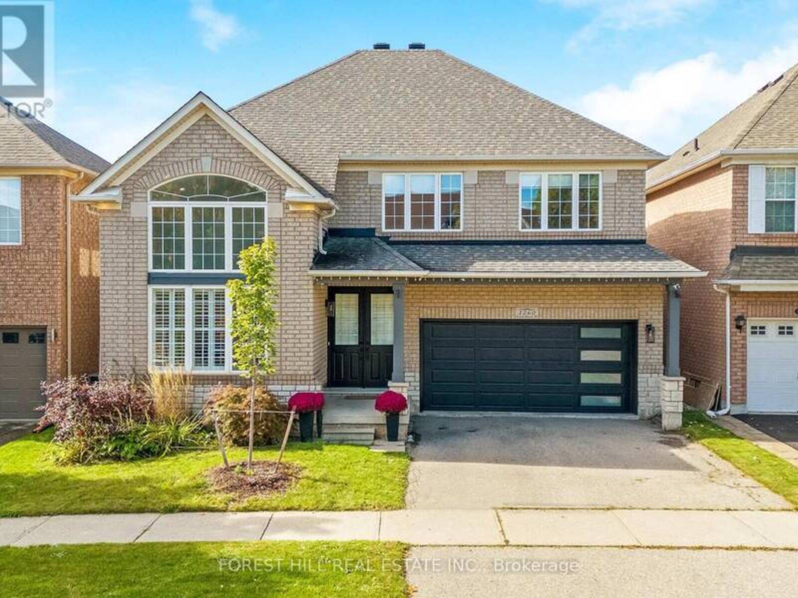 1260 PEPPERBUSH PLACE, Oakville, Ontario L6M 4B7