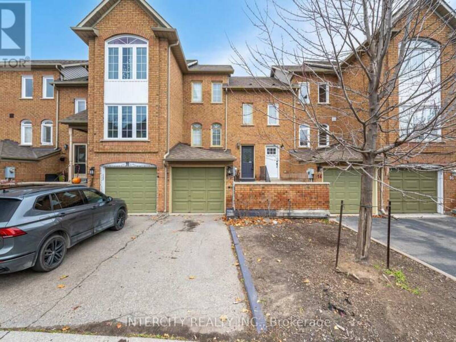 6 - 12 LARISSA COURT, Vaughan, Ontario L6A 2K8