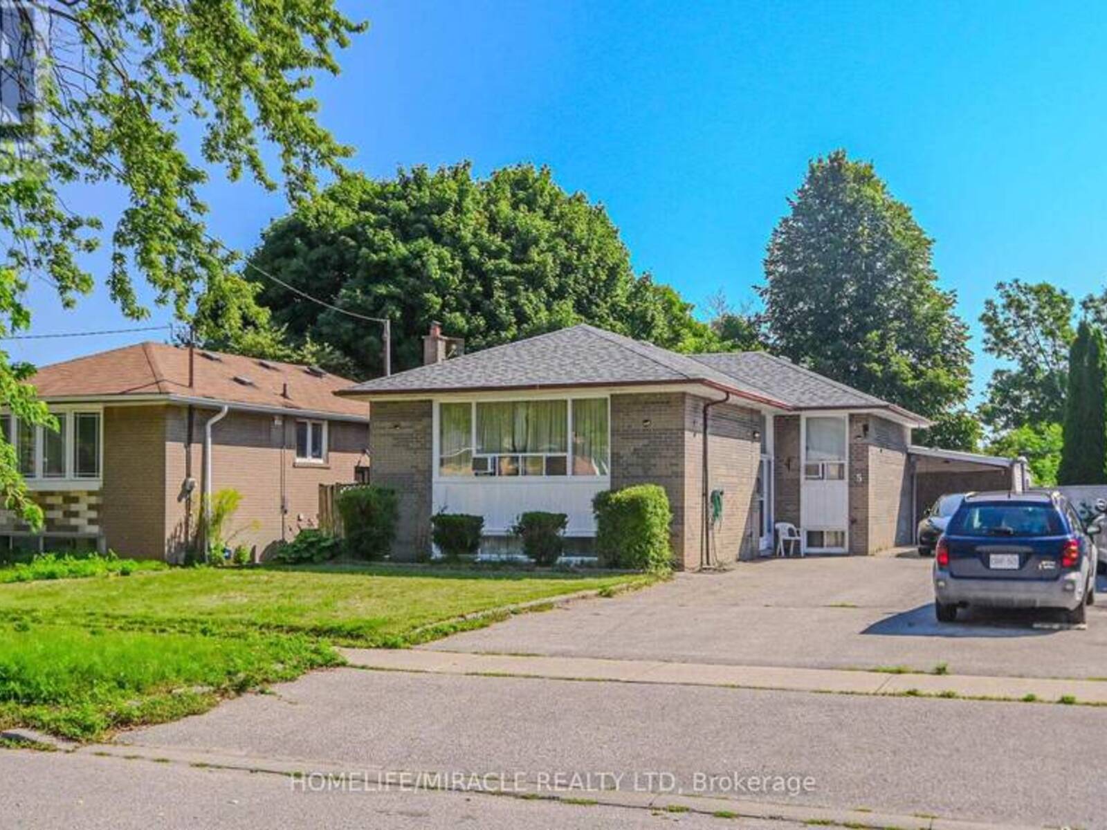 5 HATHWAY CRESCENT, Toronto, Ontario M1P 4L4