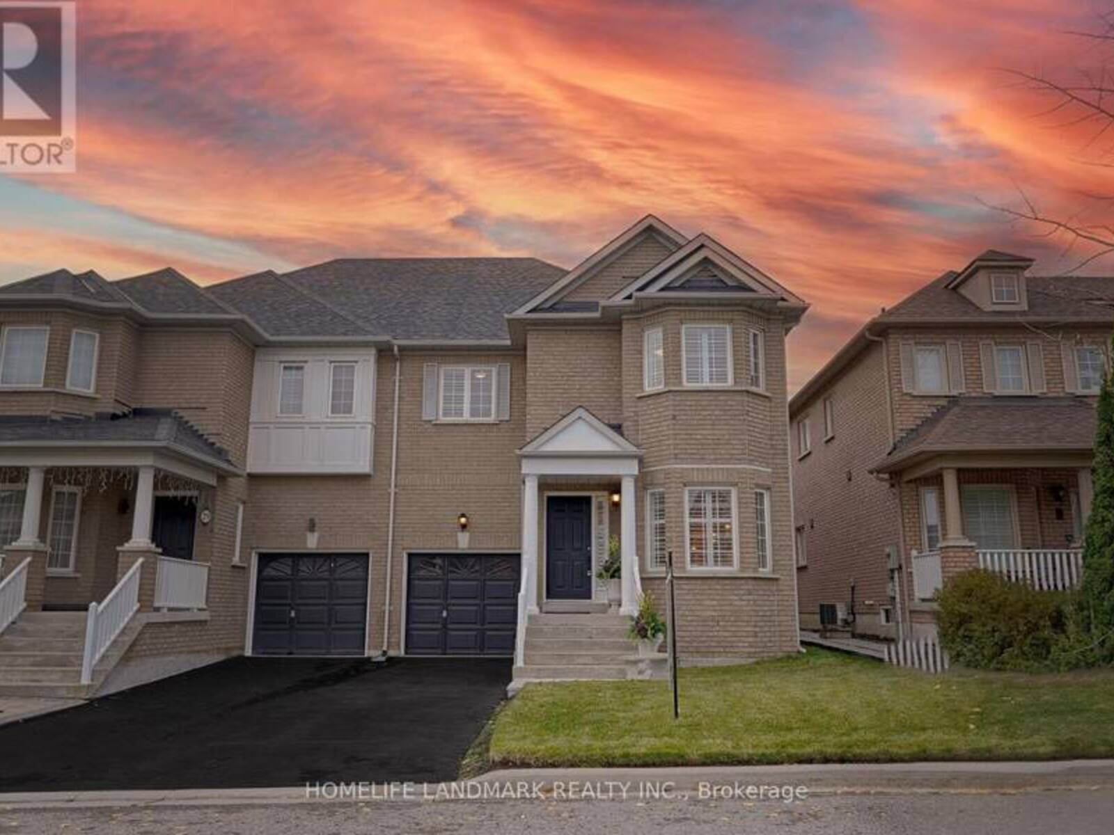 27 NAVARRE STREET, Richmond Hill, Ontario L4B 4H3