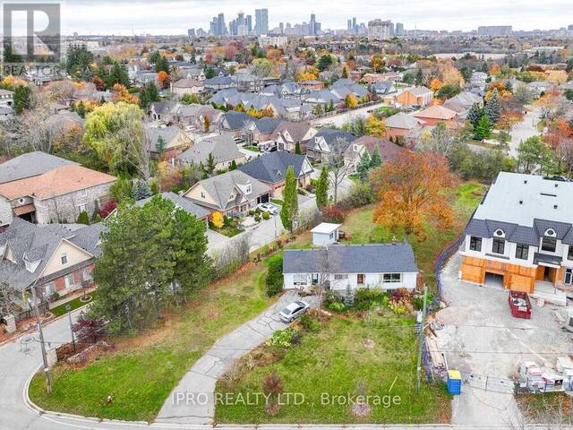 2407 OLD CARRIAGE ROAD Mississauga Ontario, L5C 1Y6