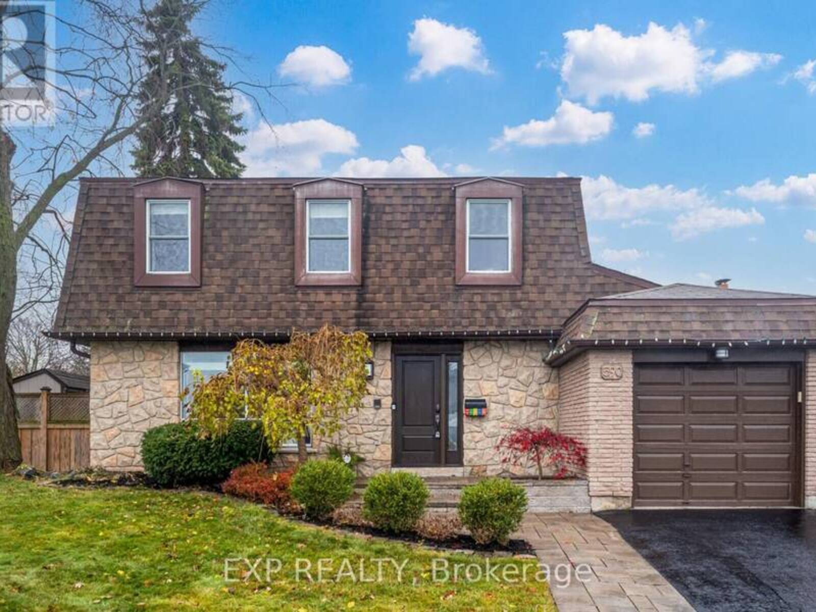 590 STONEBRIDGE LANE, Pickering, Ontario L1W 3B3