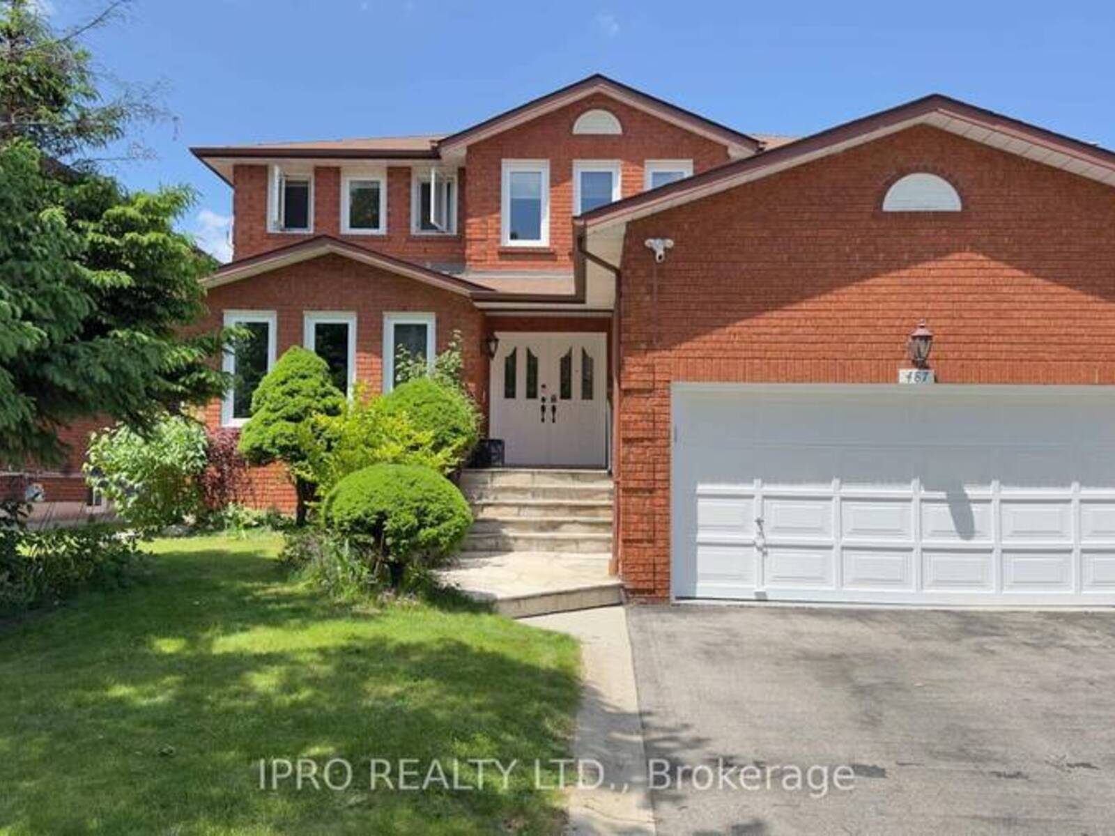 487 CULLEN AVENUE, Mississauga, Ontario L5B 2Y1