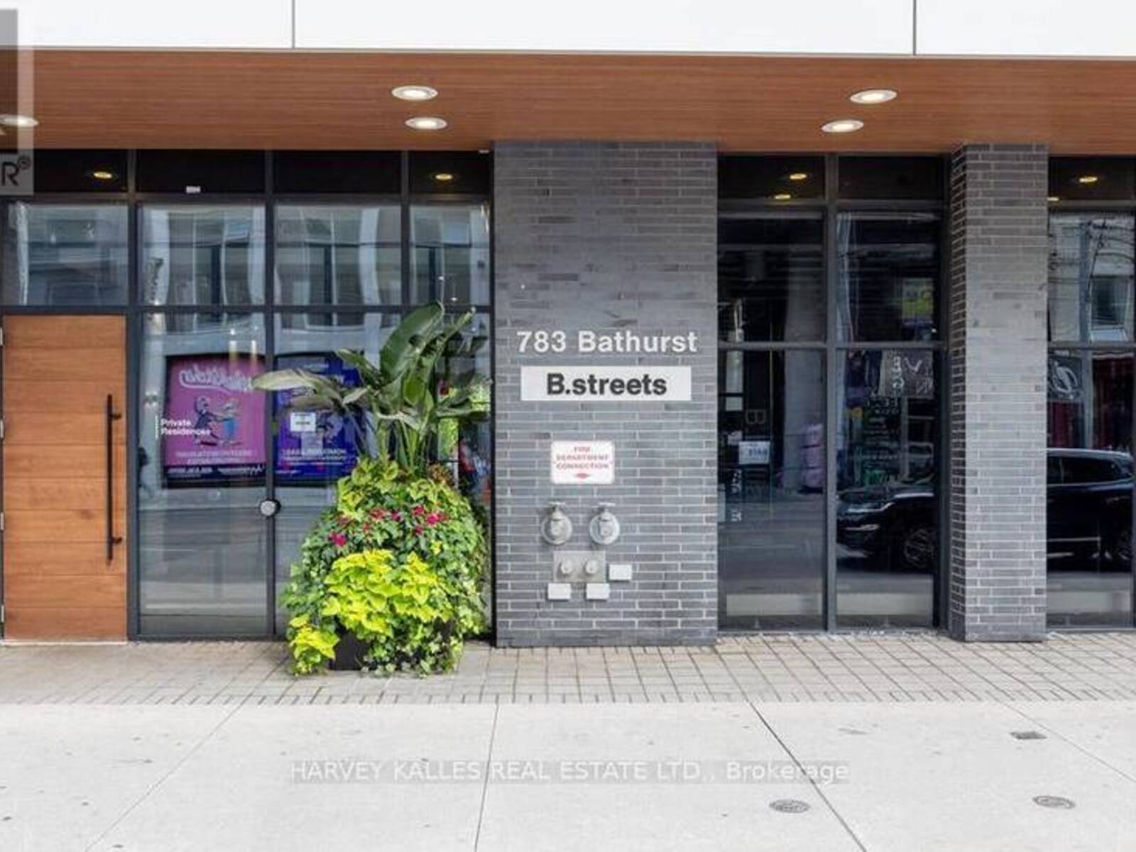 413 - 783 BATHURST STREET S, Toronto, Ontario M5S 0A8