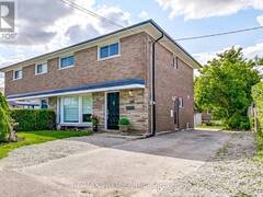 28 NAVENBY CRESCENT Toronto Ontario, M9L 1B2