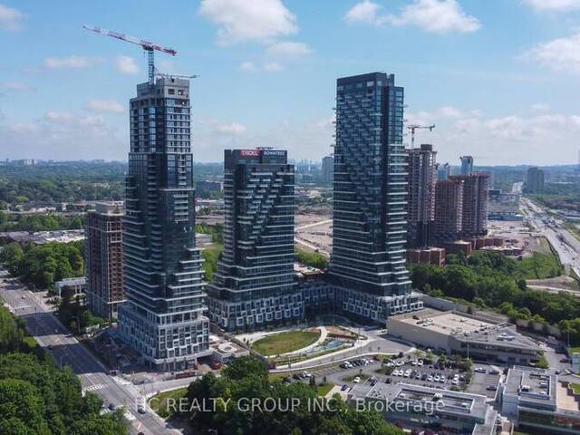 220 - 30 INN ON THE PARK DRIVE Toronto Ontario, M3C 0P7