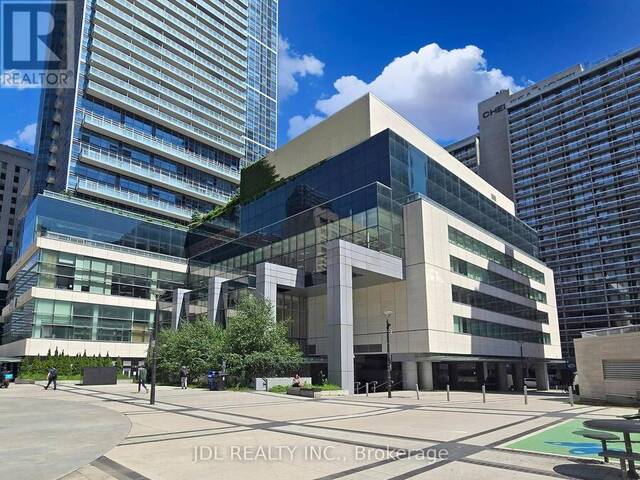 3213 - 386 YONGE STREET Toronto Ontario, M5B 0A5