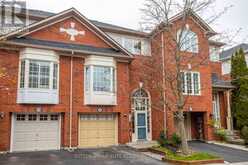 98 MOSAICS AVENUE | Aurora Ontario | Slide Image One