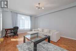 280 - 23 OBSERVATORY LANE | Richmond Hill Ontario | Slide Image Seven