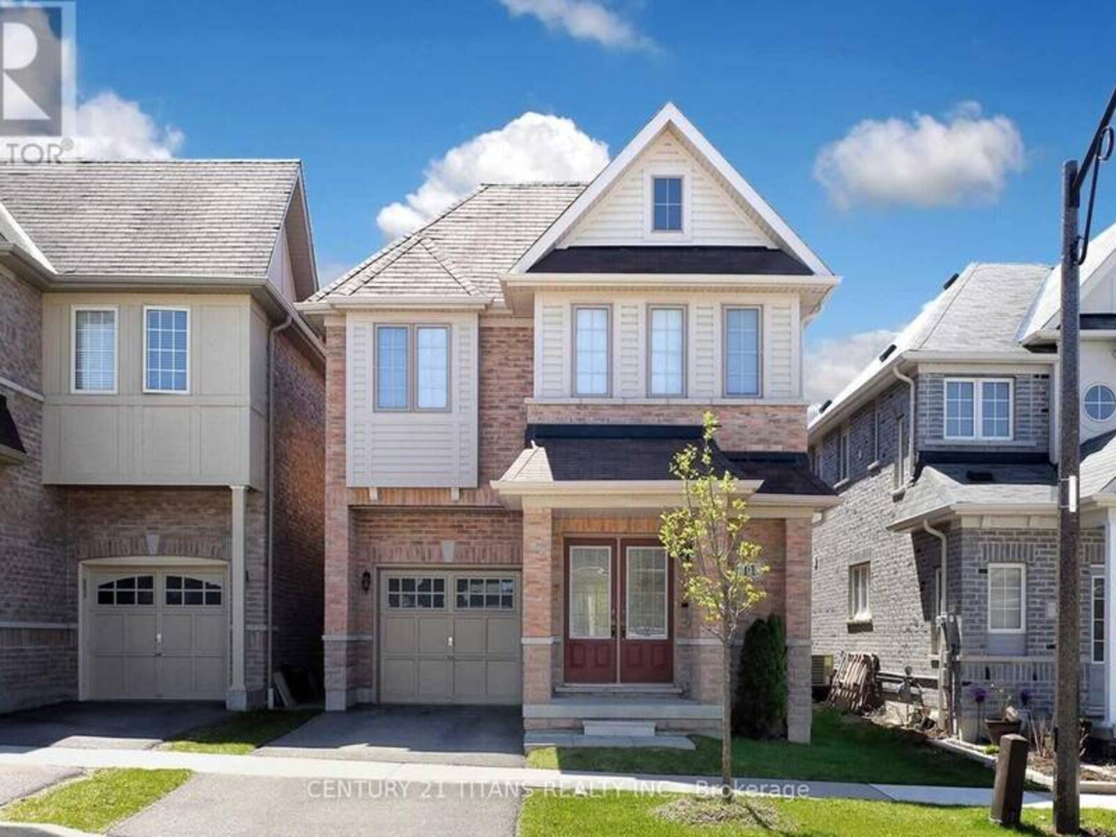 11 HORNETT WAY, Ajax, Ontario L1Z 0K6