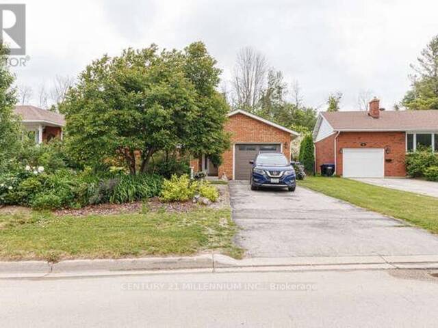 96 LOCKHART ROAD E Collingwood Ontario, L9Y 4L6