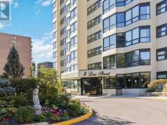 504 - 8 LISA STREET Brampton Ontario, L6T 4S6