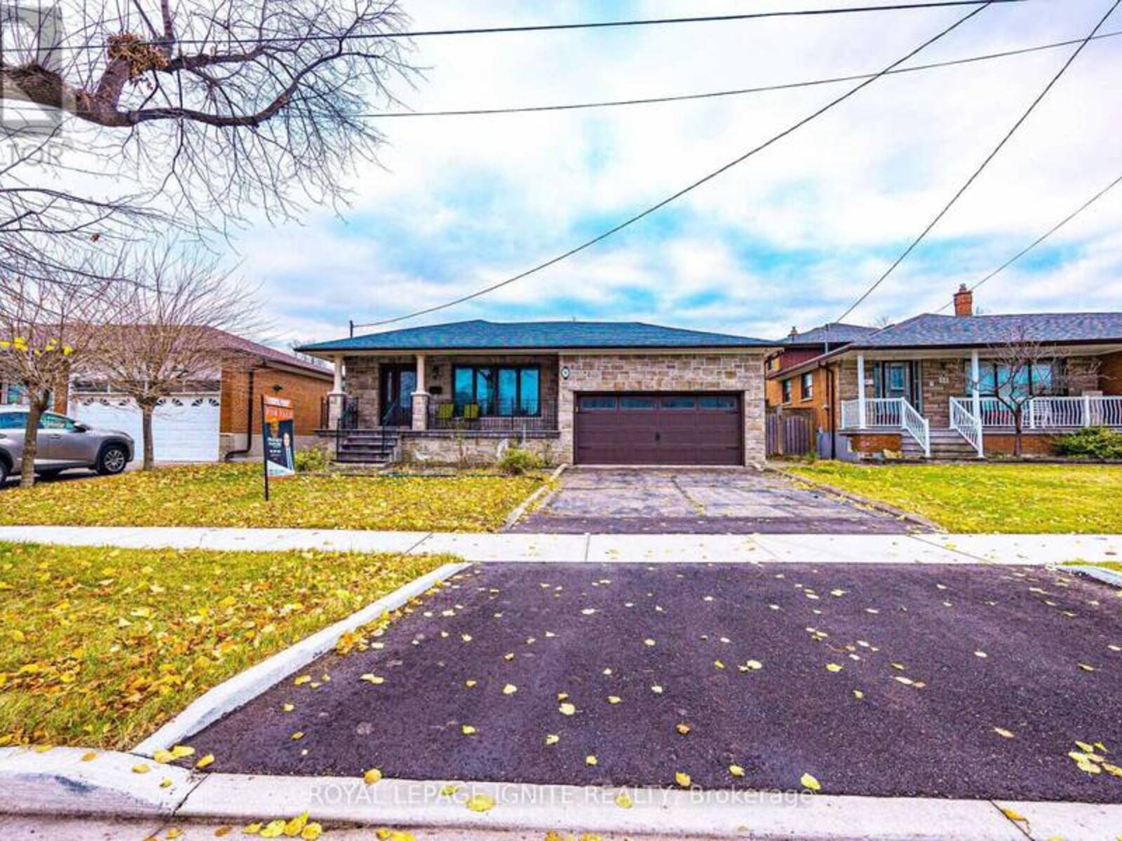 70 KEEGAN CRESCENT, Toronto, Ontario M3J 1G2