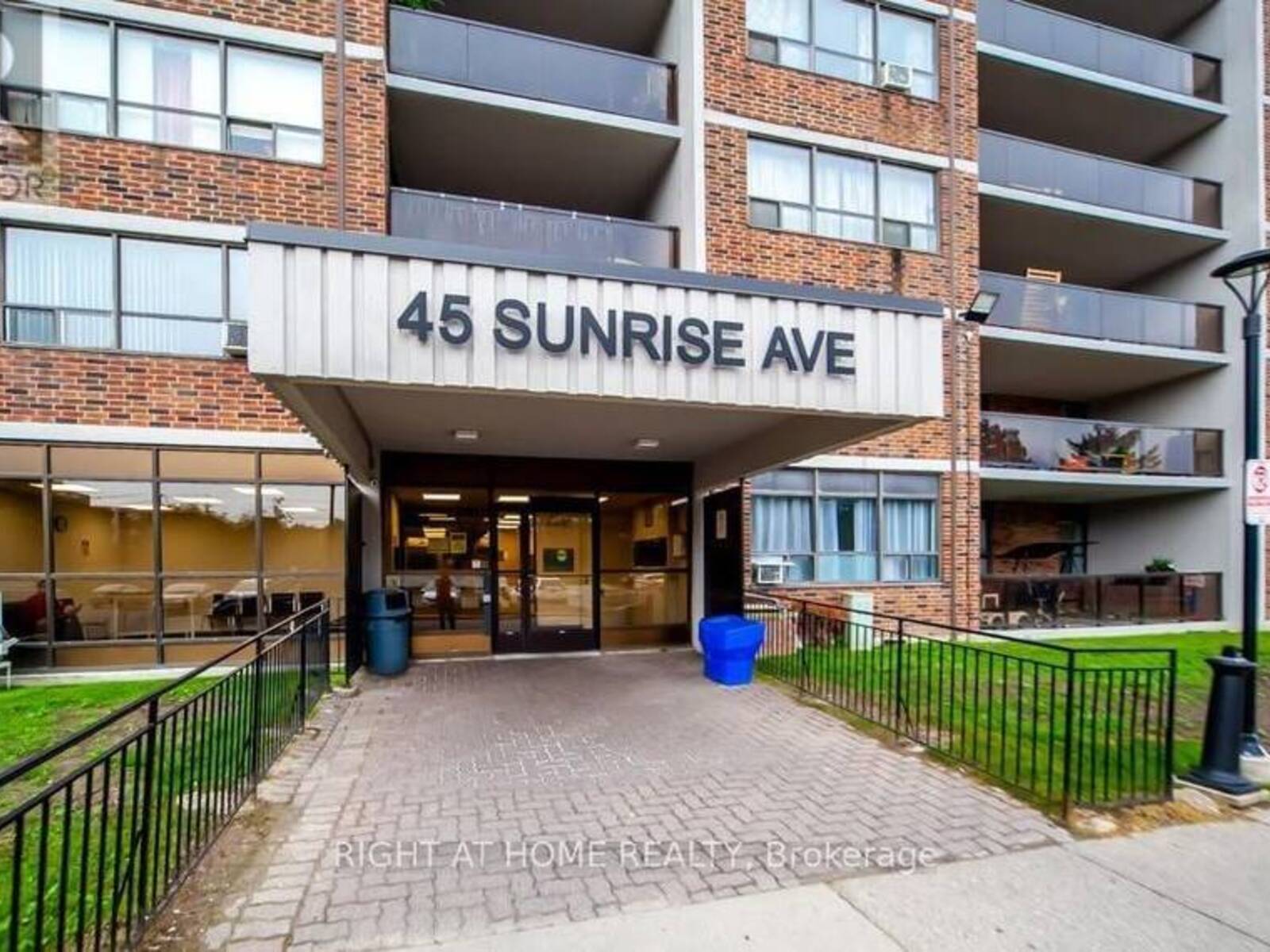 214 - 45 SUNRISE AVENUE, Toronto, Ontario M4A 2S3