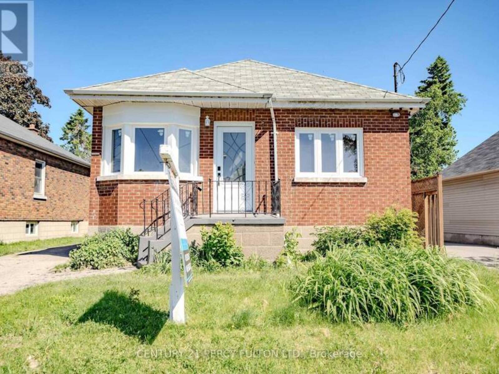 250 MCNAUGHTON AVENUE, Oshawa, Ontario L1H 3B6