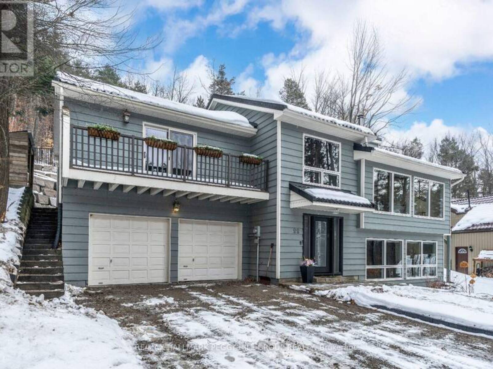 22 PINE RIDGE TRAIL, Barrie, Ontario L4M 4Y8