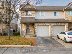 32 - 169 BISMARK DRIVE Cambridge Ontario, N1S 5C1