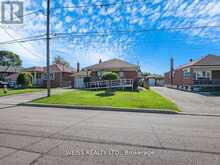 79 CUFFLEY CRESCENT S | Toronto Ontario | Slide Image Three