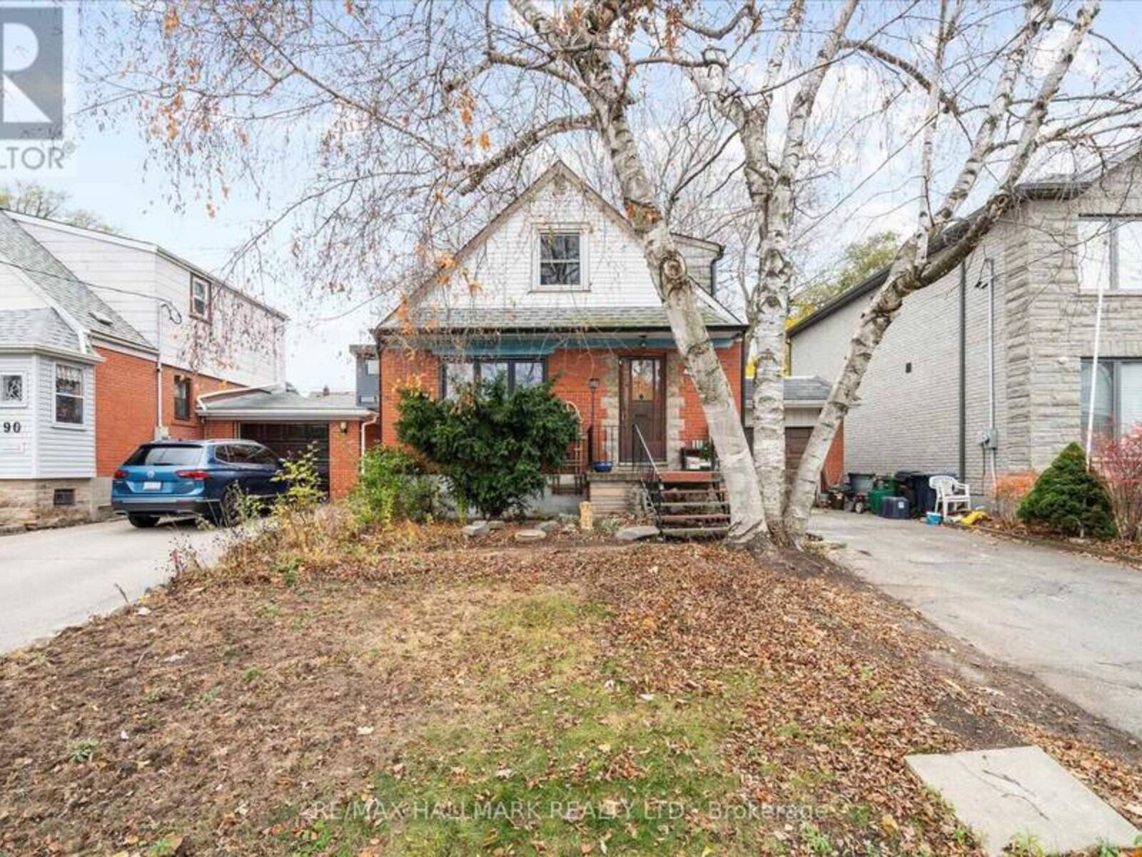 92 BEXHILL AVENUE, Toronto, Ontario M1L 3C1