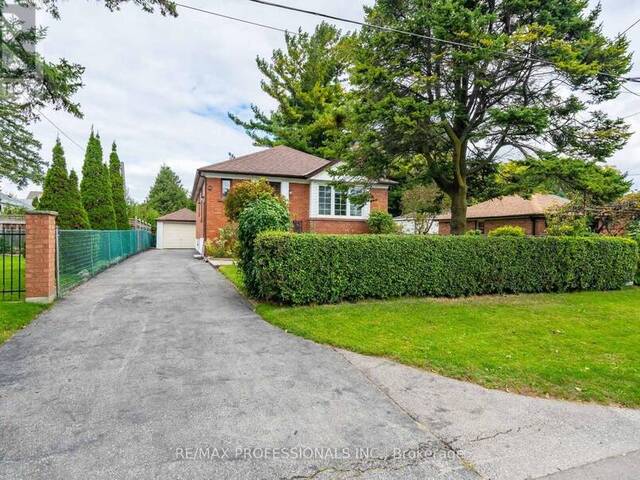 312 DALESFORD ROAD Toronto Ontario, M8Y 1G7