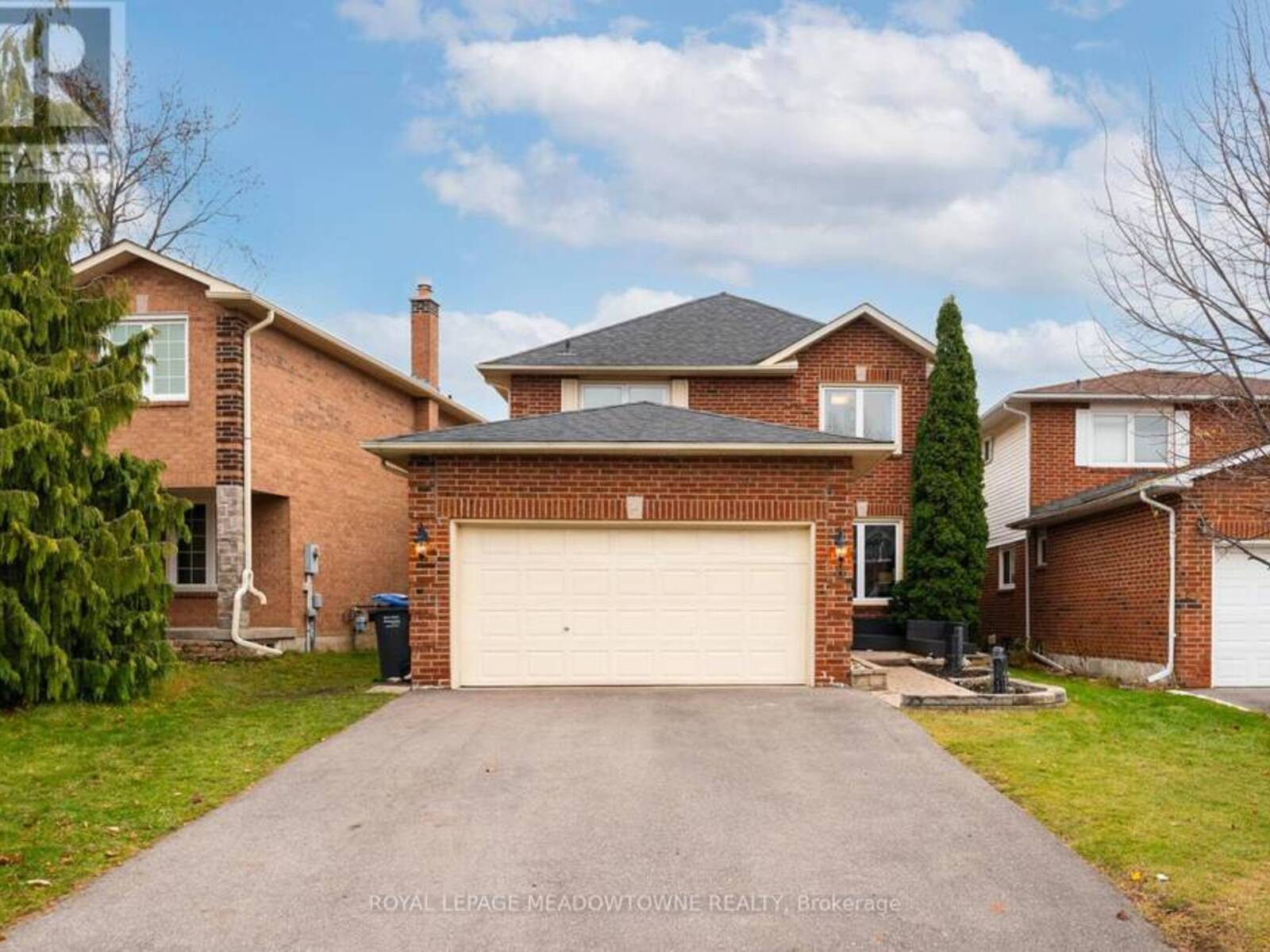 8 CRANMORE COURT, Brampton, Ontario L6Z 2Z9