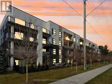 416 - 555 WILLIAM GRAHAM DRIVE | Aurora Ontario | Slide Image Three